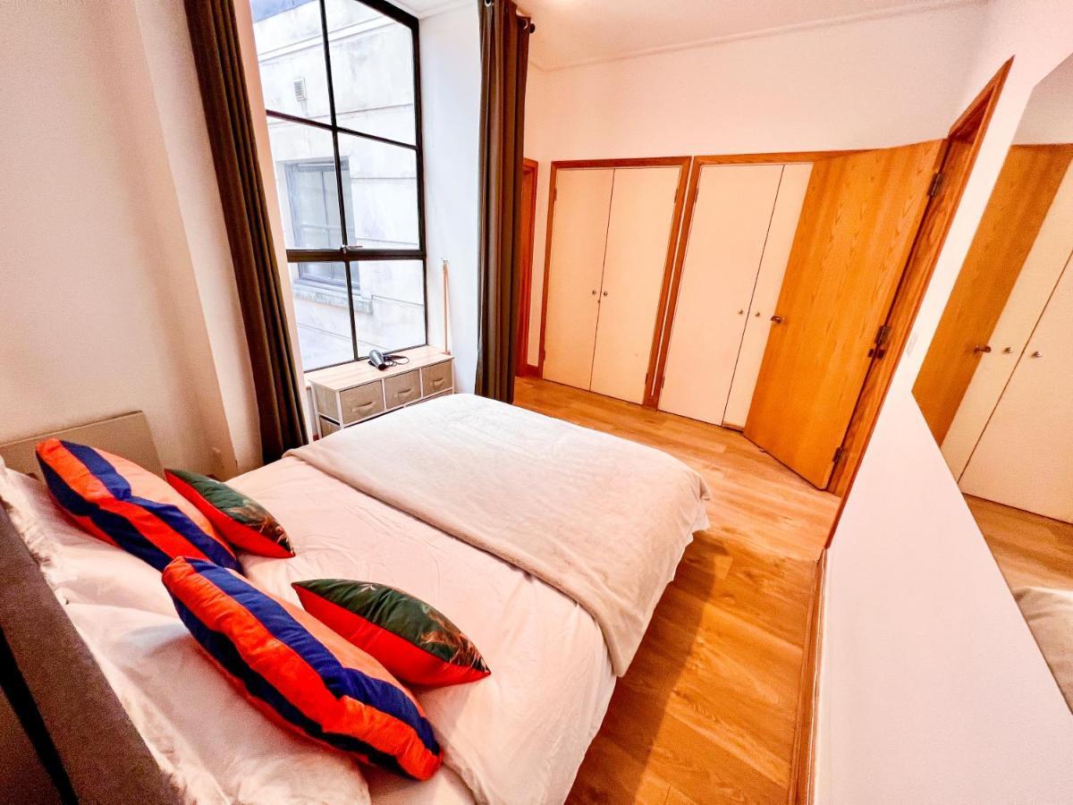 Superior Entire Apartment Between St Pauls Cathedral And Covent Garden London Eksteriør billede