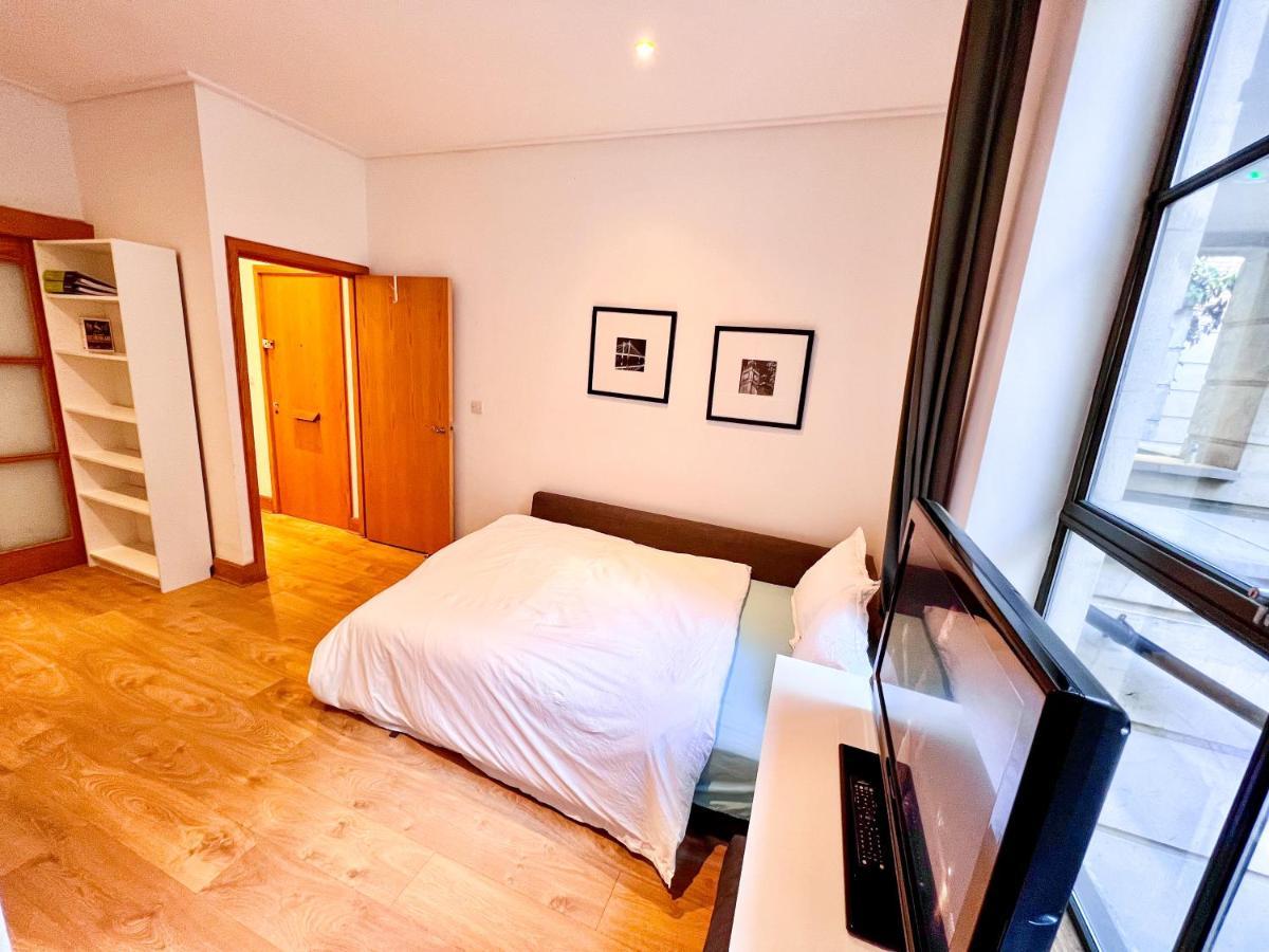 Superior Entire Apartment Between St Pauls Cathedral And Covent Garden London Eksteriør billede