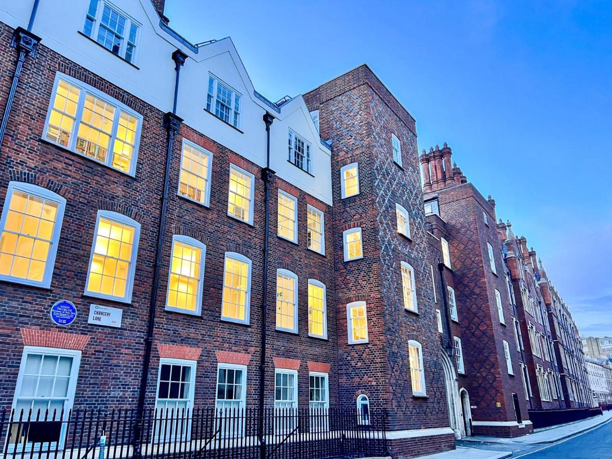 Superior Entire Apartment Between St Pauls Cathedral And Covent Garden London Eksteriør billede
