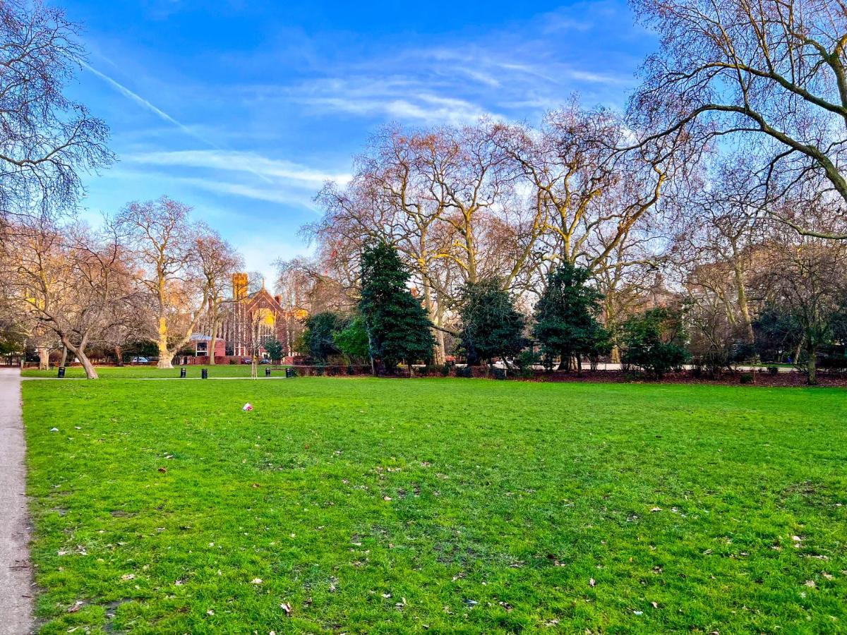 Superior Entire Apartment Between St Pauls Cathedral And Covent Garden London Eksteriør billede