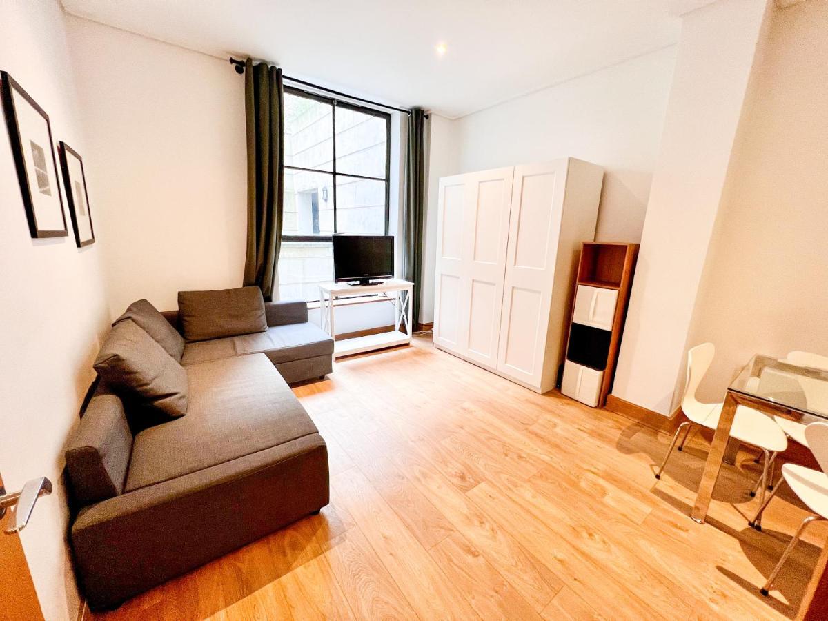 Superior Entire Apartment Between St Pauls Cathedral And Covent Garden London Eksteriør billede