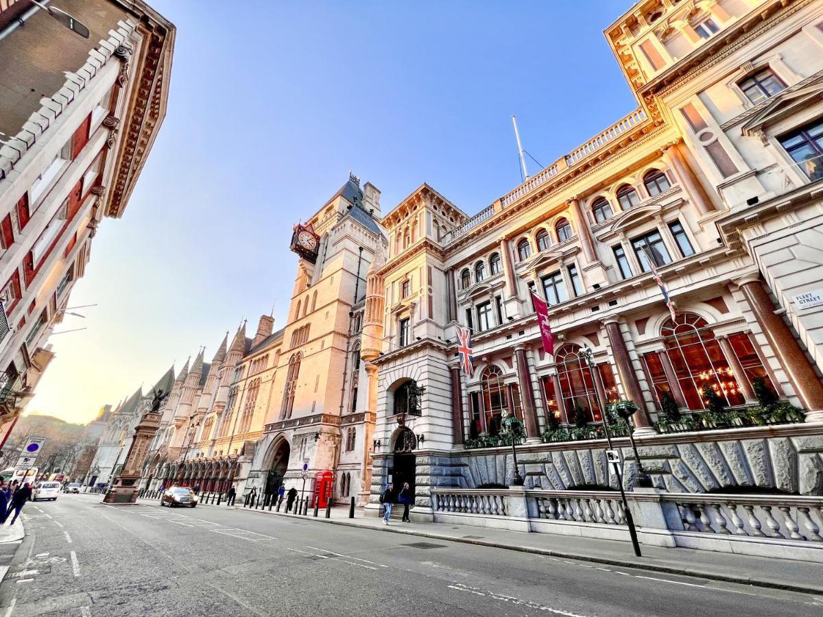 Superior Entire Apartment Between St Pauls Cathedral And Covent Garden London Eksteriør billede