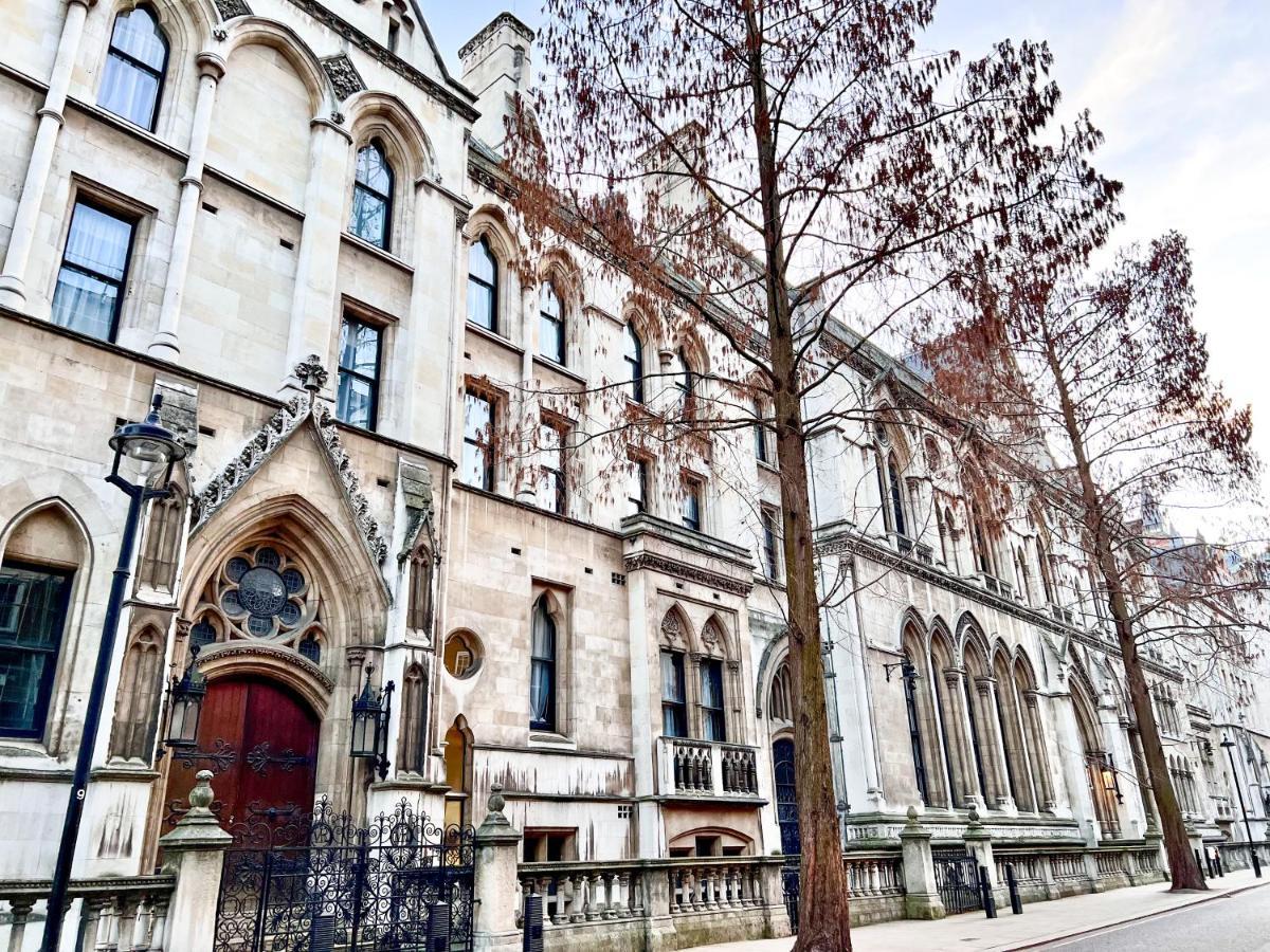 Superior Entire Apartment Between St Pauls Cathedral And Covent Garden London Eksteriør billede