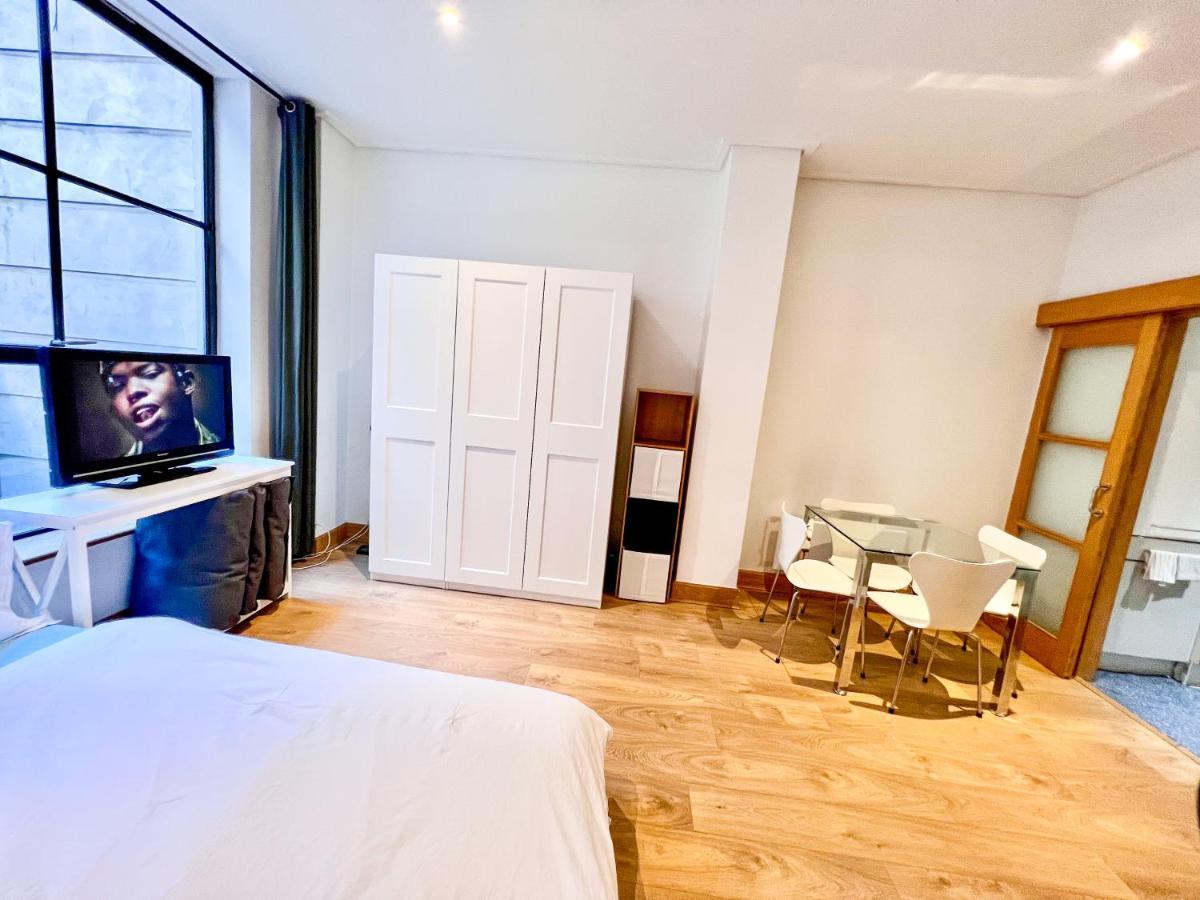 Superior Entire Apartment Between St Pauls Cathedral And Covent Garden London Eksteriør billede