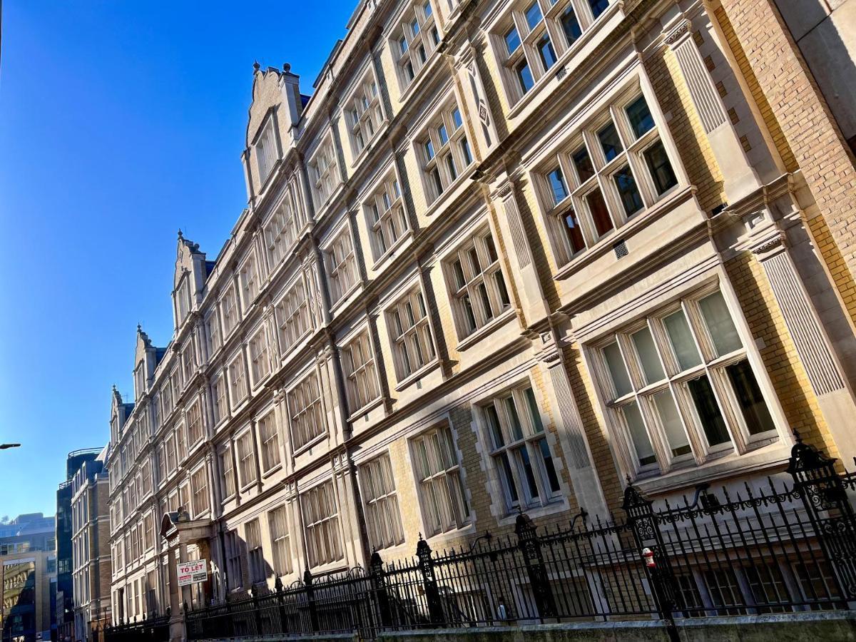 Superior Entire Apartment Between St Pauls Cathedral And Covent Garden London Eksteriør billede